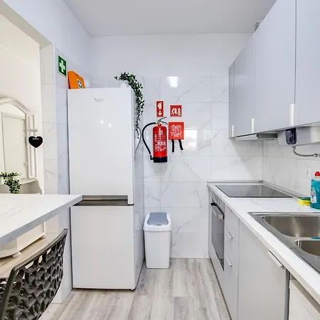Renovated Oasis Ocean View 1bd Wi-fi 3 Min Apartament *